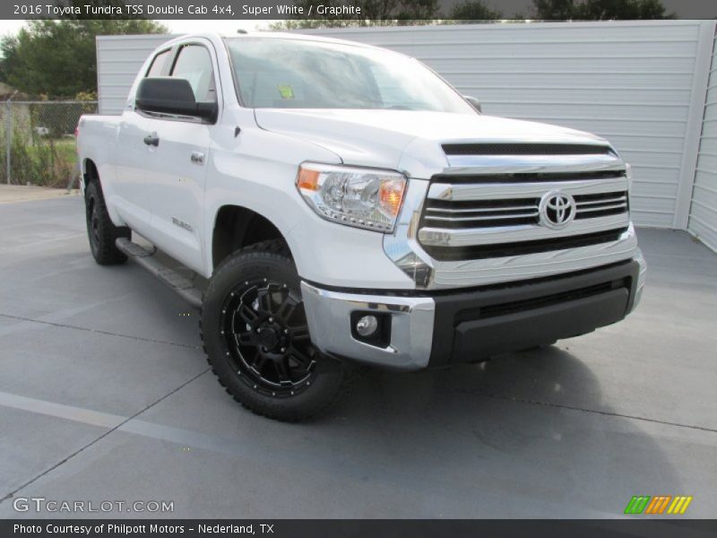 Super White / Graphite 2016 Toyota Tundra TSS Double Cab 4x4
