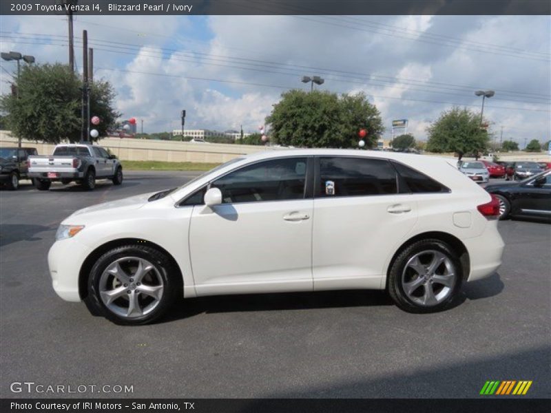 Blizzard Pearl / Ivory 2009 Toyota Venza I4