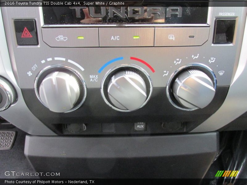 Super White / Graphite 2016 Toyota Tundra TSS Double Cab 4x4