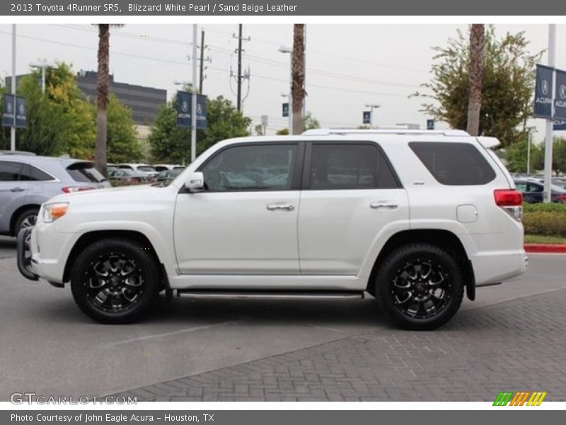 Blizzard White Pearl / Sand Beige Leather 2013 Toyota 4Runner SR5