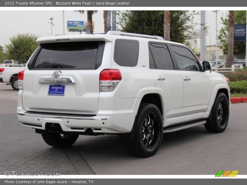 Blizzard White Pearl / Sand Beige Leather 2013 Toyota 4Runner SR5