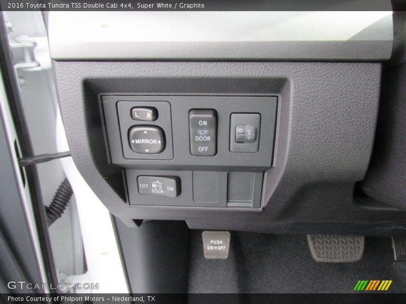 Super White / Graphite 2016 Toyota Tundra TSS Double Cab 4x4