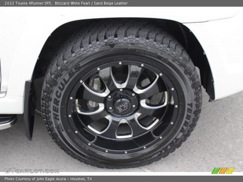 Blizzard White Pearl / Sand Beige Leather 2013 Toyota 4Runner SR5