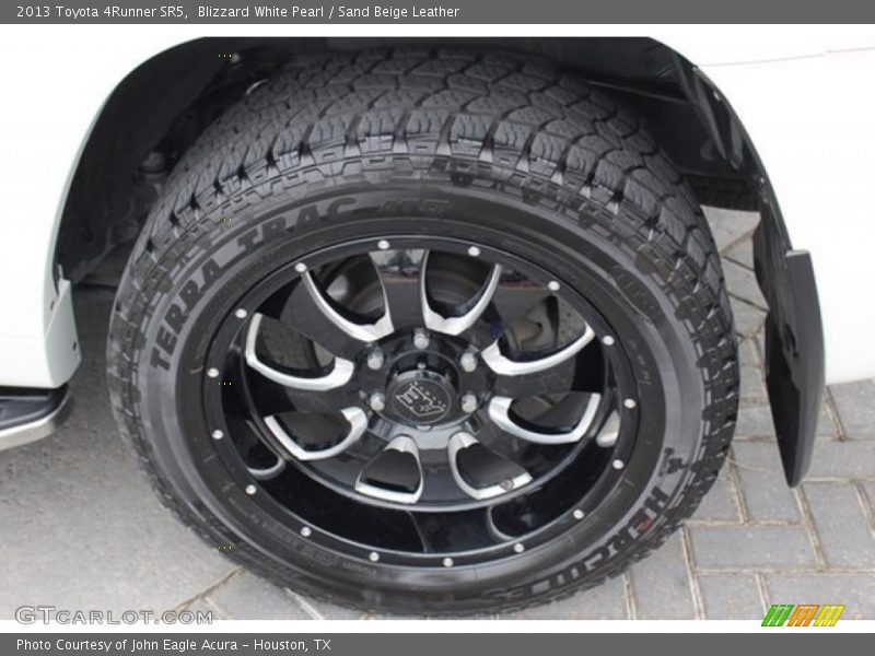 Blizzard White Pearl / Sand Beige Leather 2013 Toyota 4Runner SR5