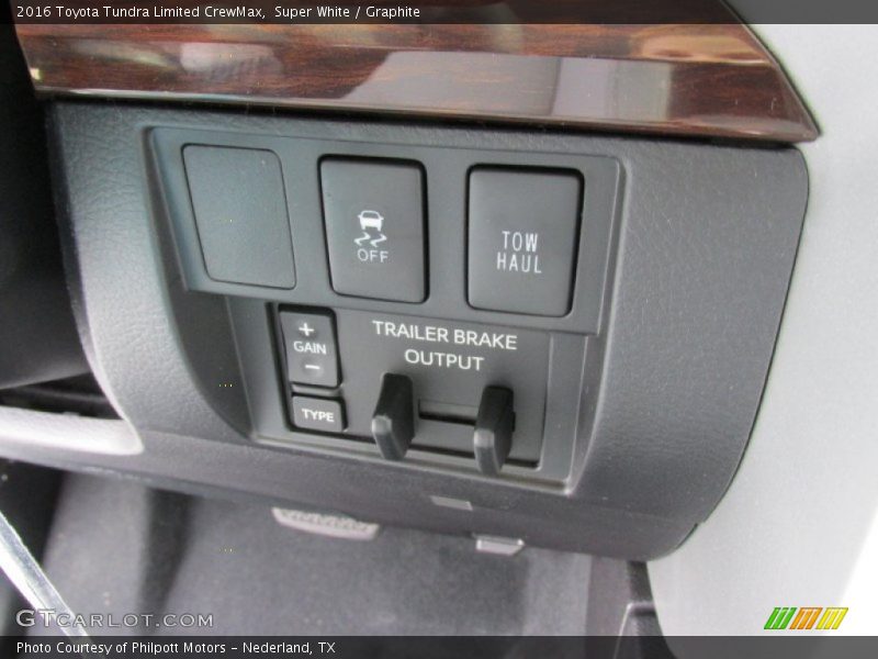 Super White / Graphite 2016 Toyota Tundra Limited CrewMax