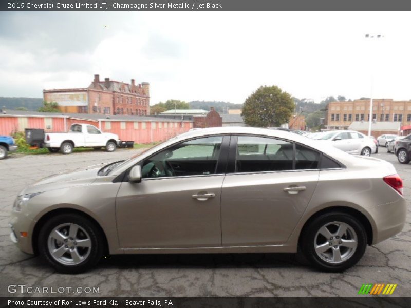 Champagne Silver Metallic / Jet Black 2016 Chevrolet Cruze Limited LT