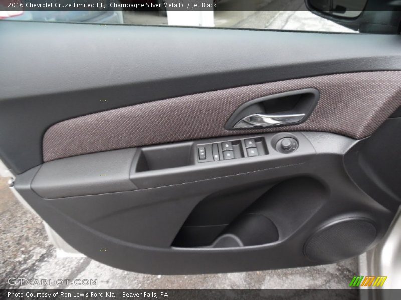 Champagne Silver Metallic / Jet Black 2016 Chevrolet Cruze Limited LT