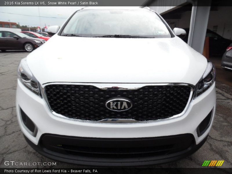 Snow White Pearl / Satin Black 2016 Kia Sorento LX V6