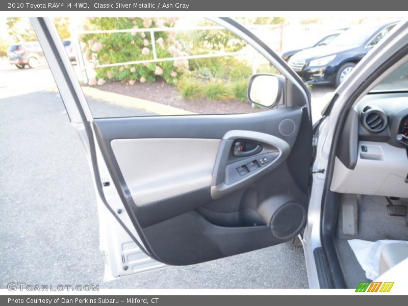 Classic Silver Metallic / Ash Gray 2010 Toyota RAV4 I4 4WD