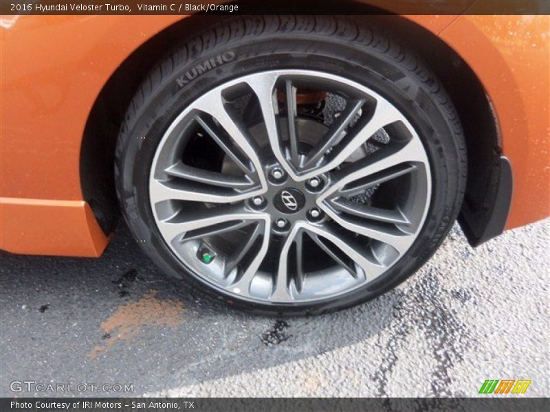 Vitamin C / Black/Orange 2016 Hyundai Veloster Turbo