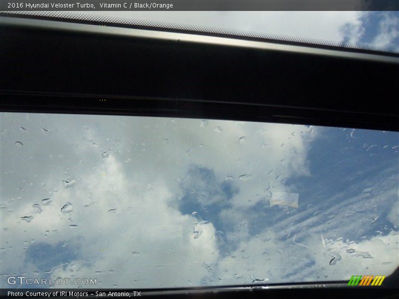 Vitamin C / Black/Orange 2016 Hyundai Veloster Turbo