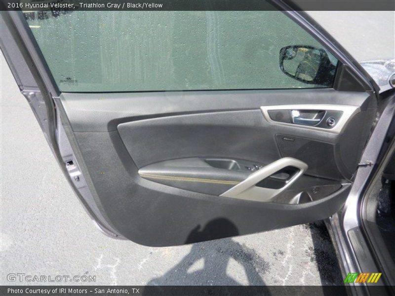 Triathlon Gray / Black/Yellow 2016 Hyundai Veloster