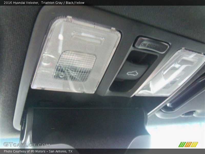 Triathlon Gray / Black/Yellow 2016 Hyundai Veloster