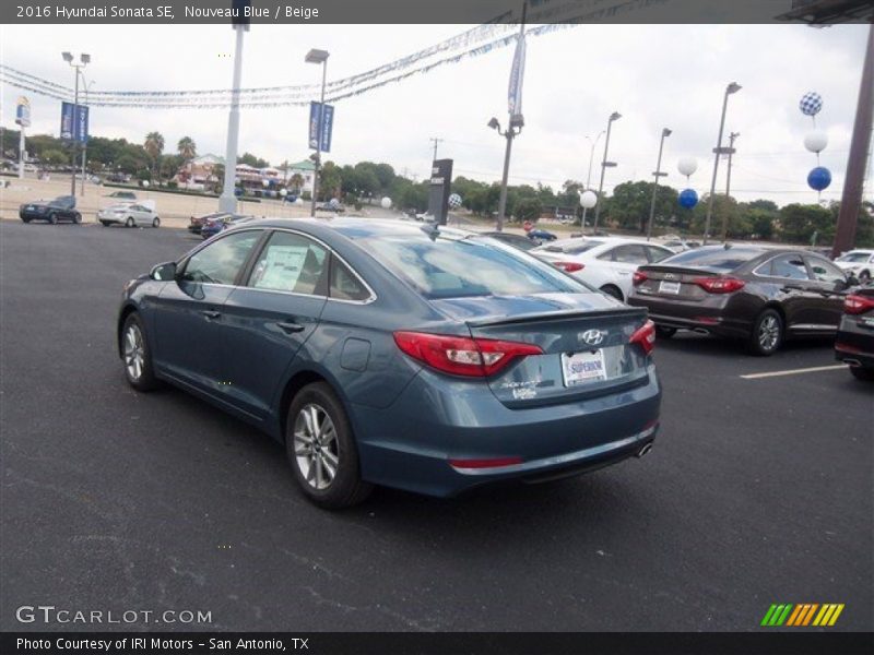 Nouveau Blue / Beige 2016 Hyundai Sonata SE