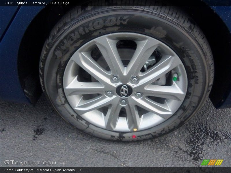 Blue / Beige 2016 Hyundai Elantra SE