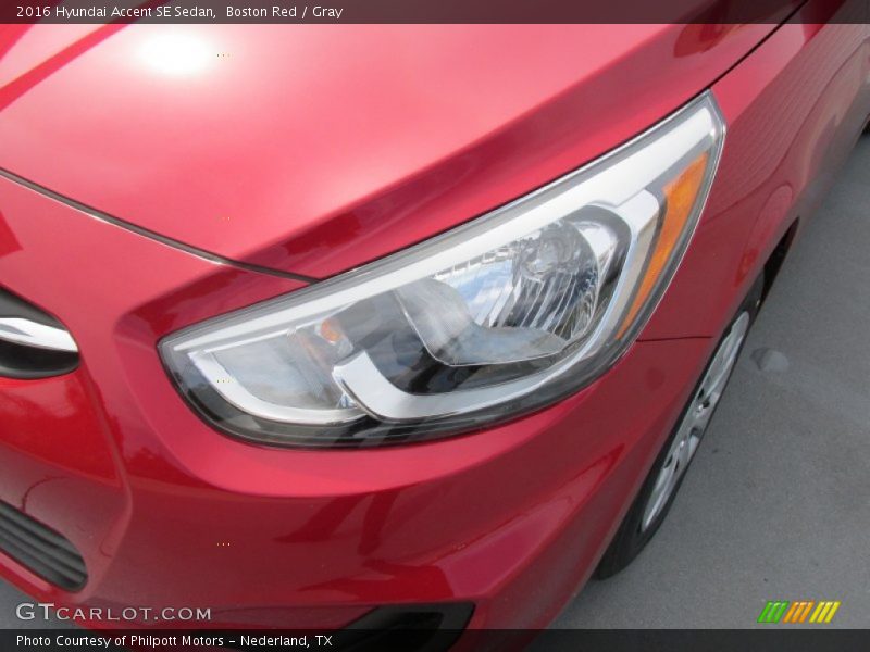 Boston Red / Gray 2016 Hyundai Accent SE Sedan
