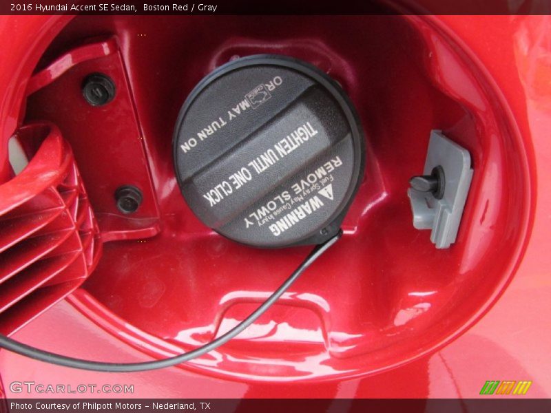 Boston Red / Gray 2016 Hyundai Accent SE Sedan