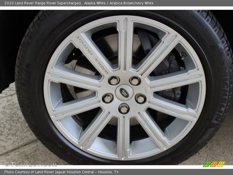  2010 Range Rover Supercharged Wheel