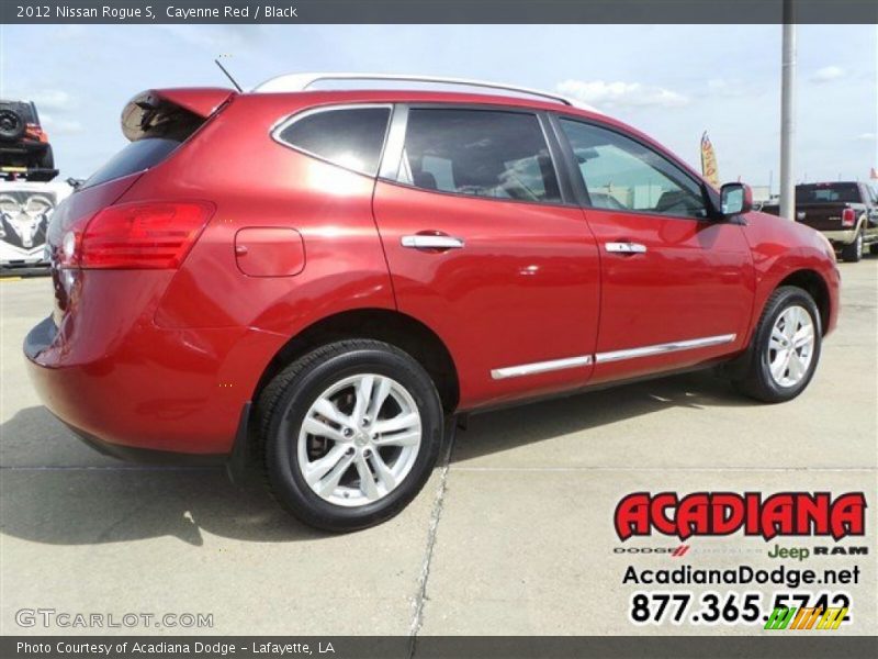 Cayenne Red / Black 2012 Nissan Rogue S