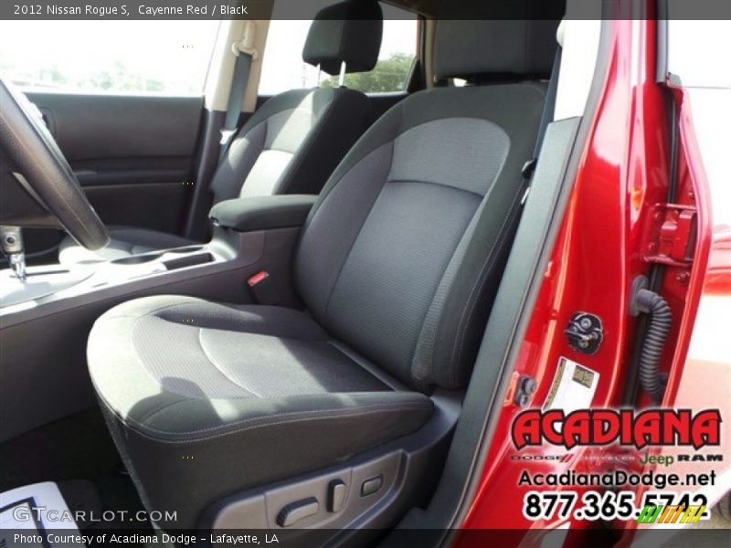 Cayenne Red / Black 2012 Nissan Rogue S