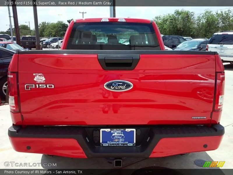 Race Red / Medium Earth Gray 2015 Ford F150 XL SuperCab