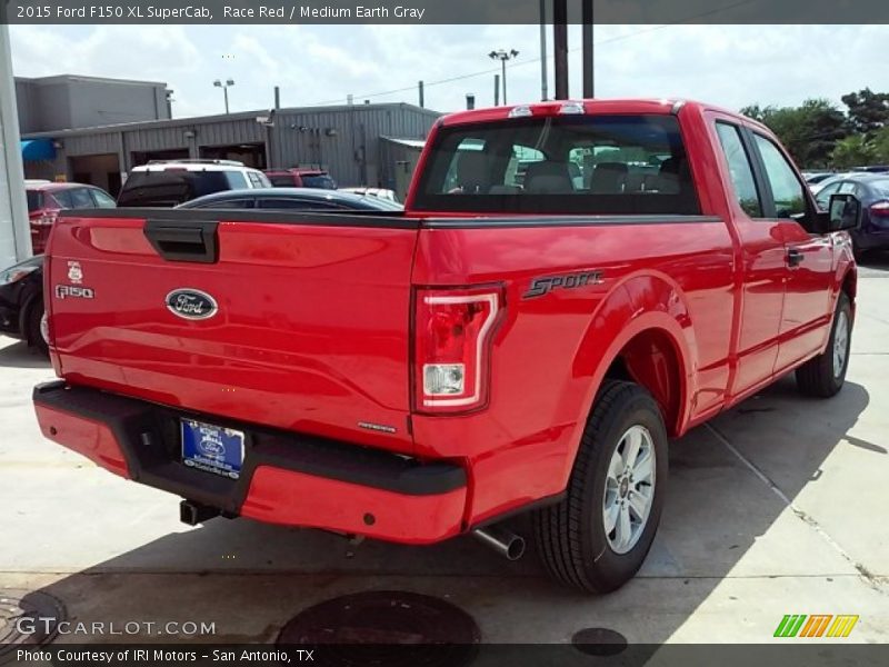 Race Red / Medium Earth Gray 2015 Ford F150 XL SuperCab