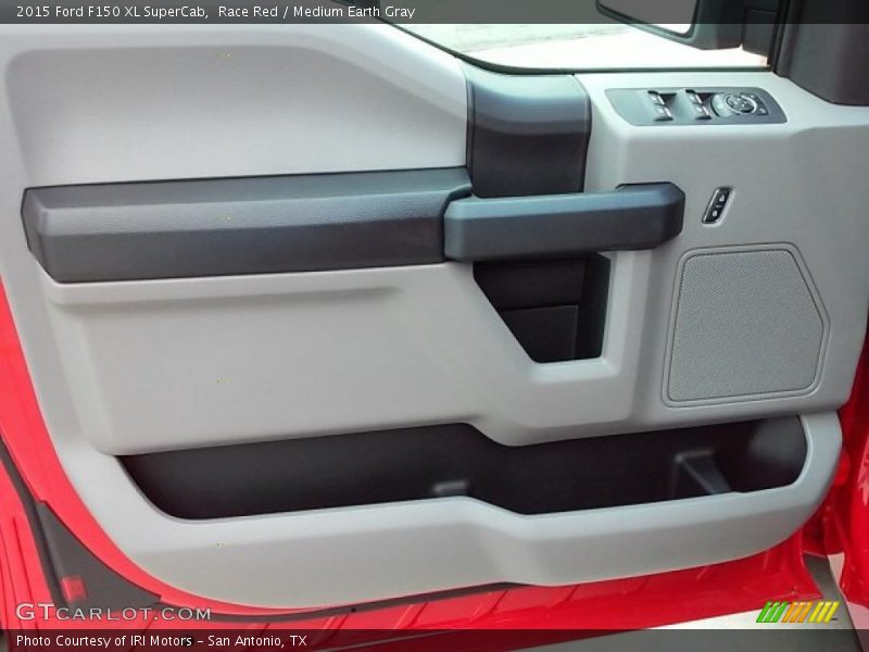 Race Red / Medium Earth Gray 2015 Ford F150 XL SuperCab