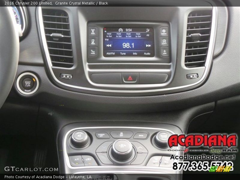 Granite Crystal Metallic / Black 2016 Chrysler 200 Limited