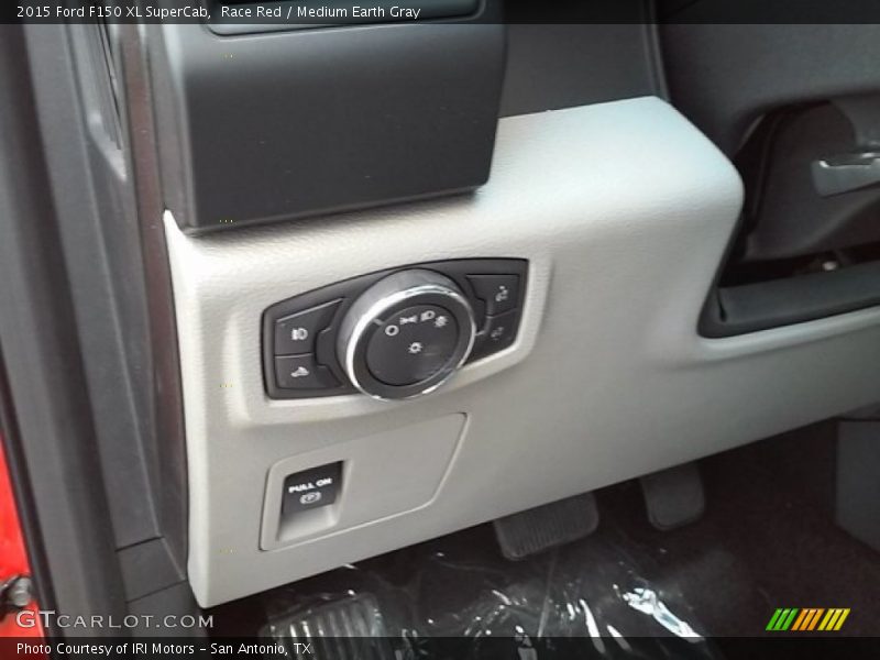 Race Red / Medium Earth Gray 2015 Ford F150 XL SuperCab