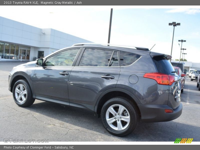 Magnetic Gray Metallic / Ash 2013 Toyota RAV4 XLE