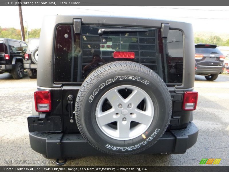Black / Black 2016 Jeep Wrangler Sport 4x4