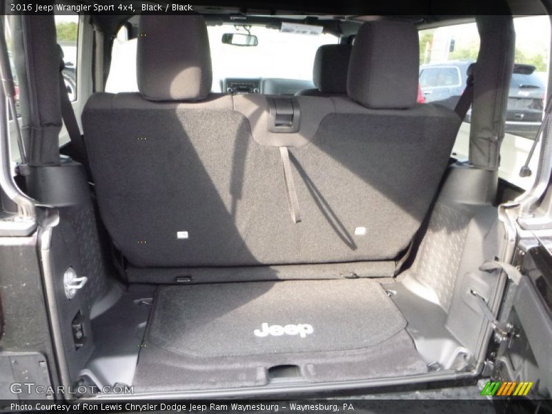 Black / Black 2016 Jeep Wrangler Sport 4x4