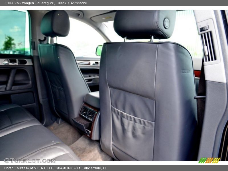 Black / Anthracite 2004 Volkswagen Touareg V8