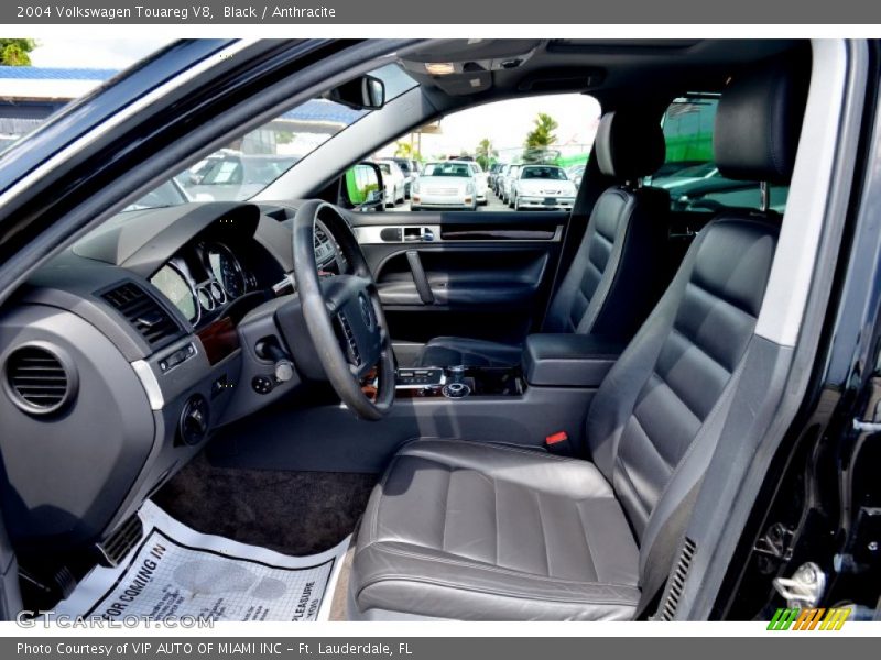 Black / Anthracite 2004 Volkswagen Touareg V8