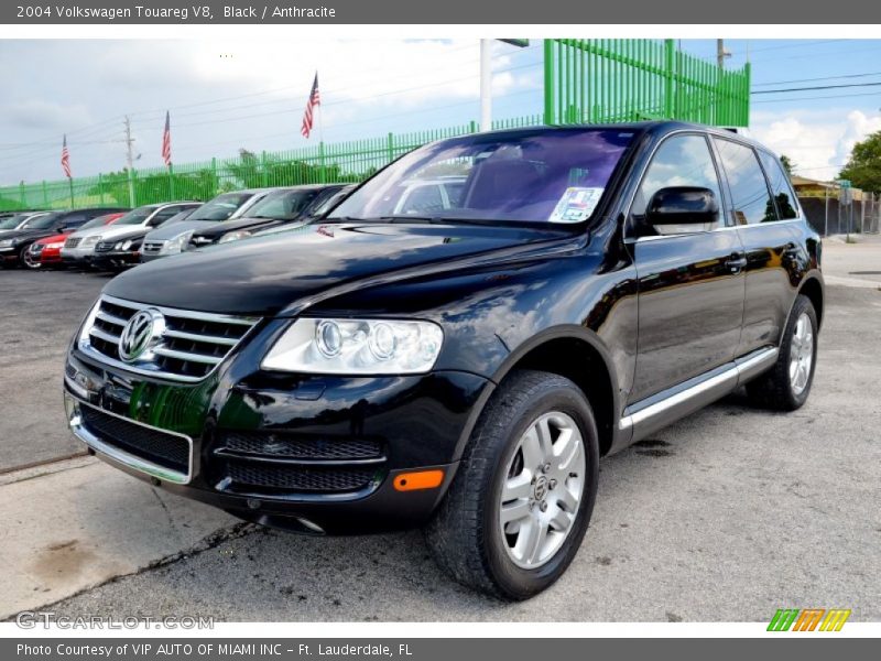 Black / Anthracite 2004 Volkswagen Touareg V8