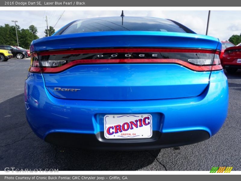 Laser Blue Pearl / Black 2016 Dodge Dart SE