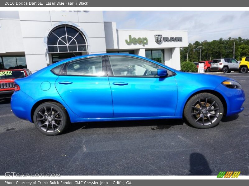 Laser Blue Pearl / Black 2016 Dodge Dart SE