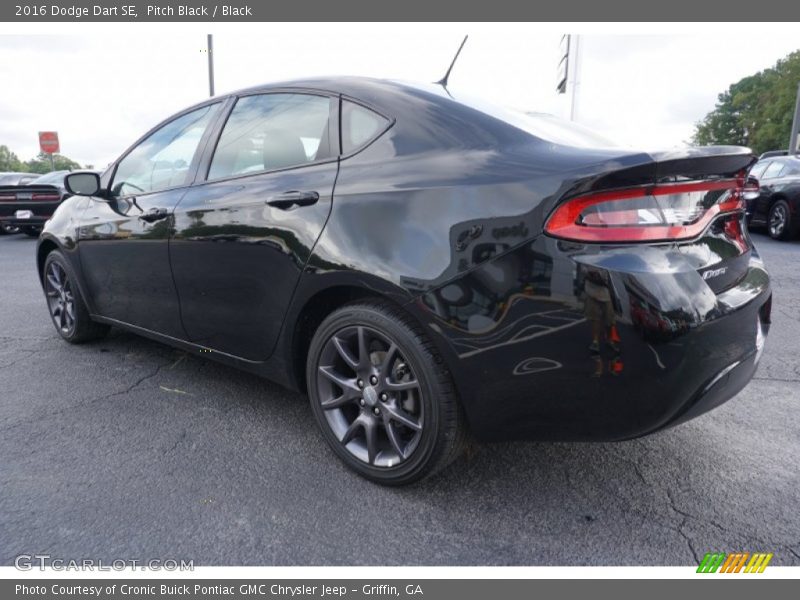 Pitch Black / Black 2016 Dodge Dart SE