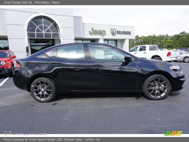 Pitch Black / Black 2016 Dodge Dart SE