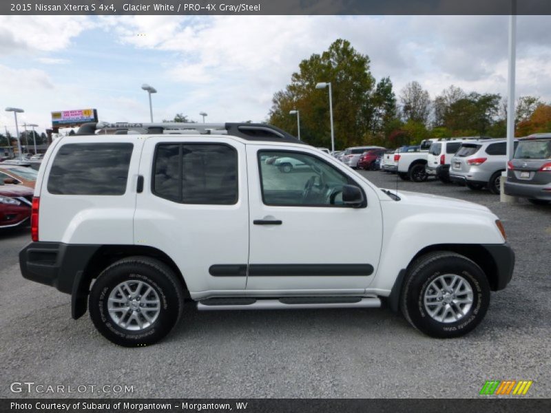 Glacier White / PRO-4X Gray/Steel 2015 Nissan Xterra S 4x4