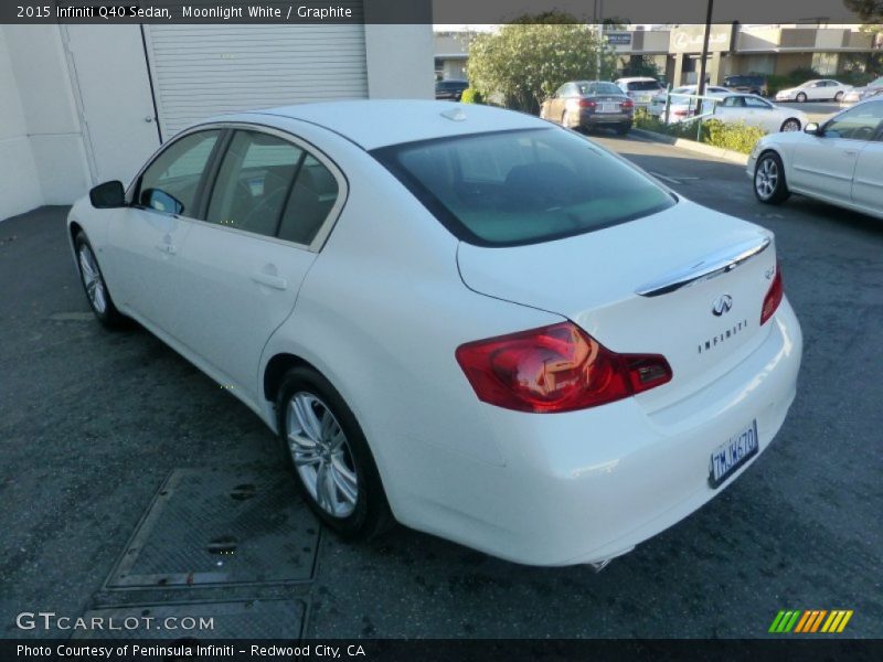 Moonlight White / Graphite 2015 Infiniti Q40 Sedan