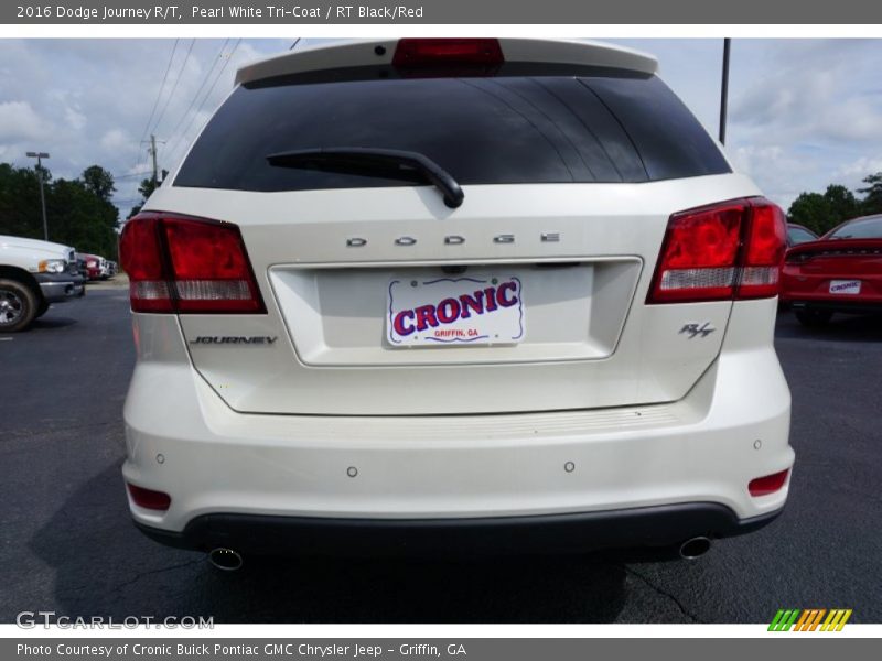 Pearl White Tri-Coat / RT Black/Red 2016 Dodge Journey R/T