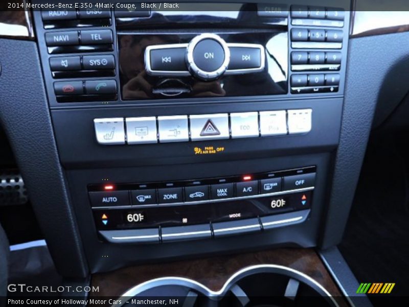 Controls of 2014 E 350 4Matic Coupe