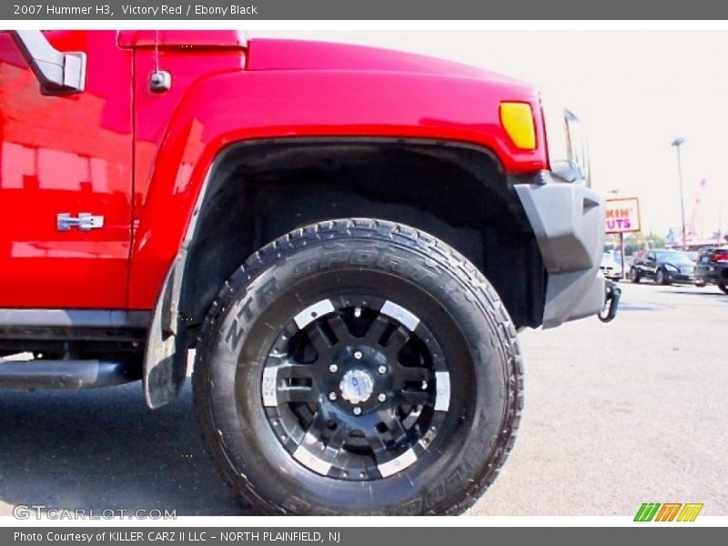 Victory Red / Ebony Black 2007 Hummer H3