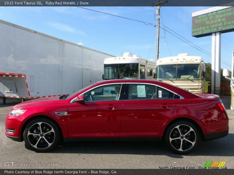 Ruby Red Metallic / Dune 2015 Ford Taurus SEL