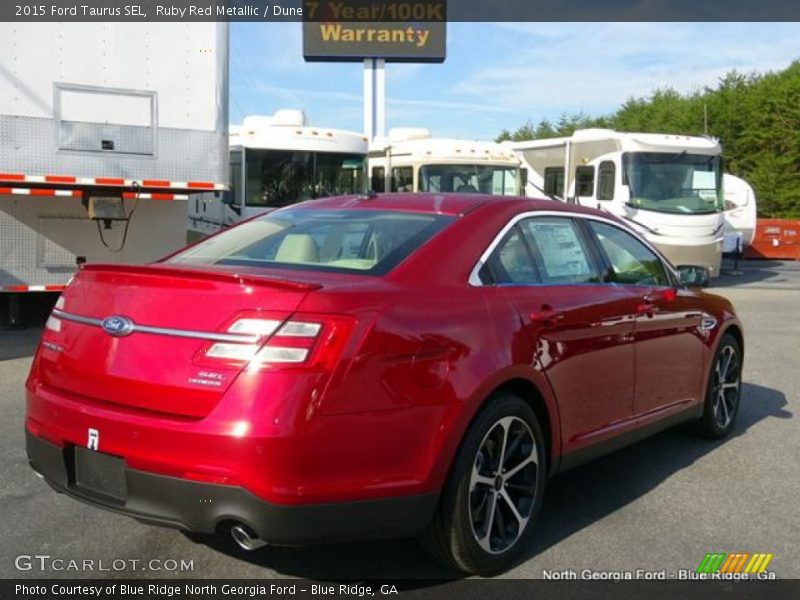 Ruby Red Metallic / Dune 2015 Ford Taurus SEL