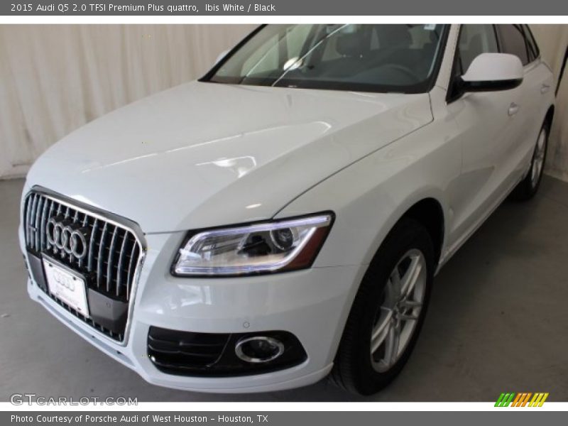 Ibis White / Black 2015 Audi Q5 2.0 TFSI Premium Plus quattro