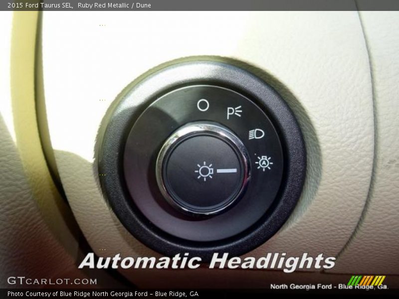 Ruby Red Metallic / Dune 2015 Ford Taurus SEL