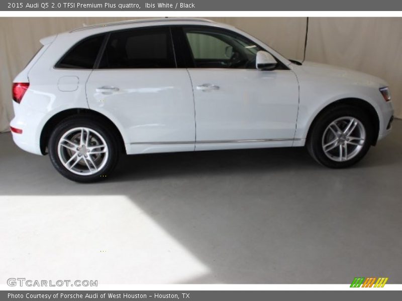 Ibis White / Black 2015 Audi Q5 2.0 TFSI Premium Plus quattro
