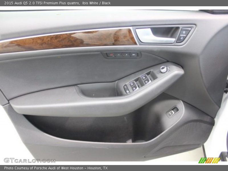 Ibis White / Black 2015 Audi Q5 2.0 TFSI Premium Plus quattro